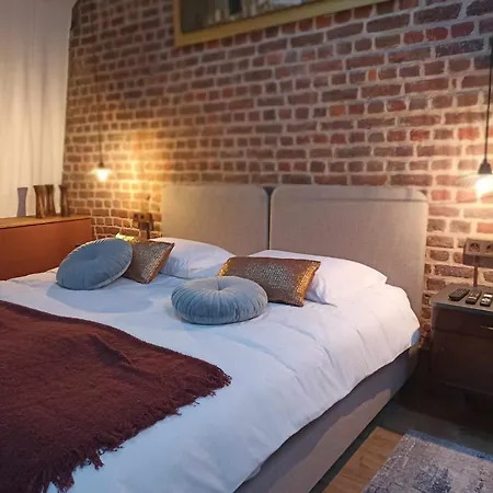 Πανσιόν La Ferme De La Cour Herbeumont