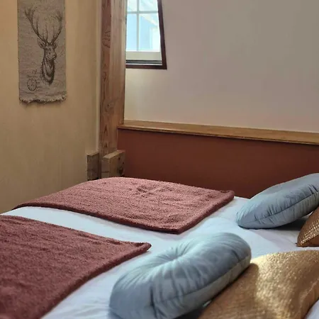 La Ferme De La Cour Πανσιόν Herbeumont