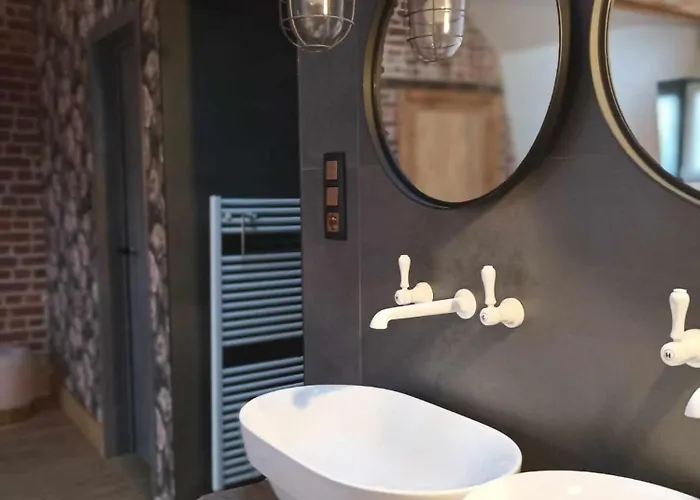 La Ferme De La Cour Pensjonat Herbeumont